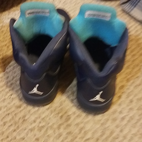 Jordan 5s - Picture 2 of 4
